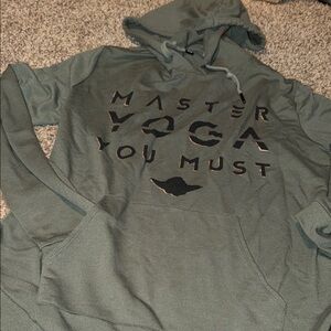 “Master Yoga You Must” Star Wars racerback yoga hoodie in olive green - EUC!